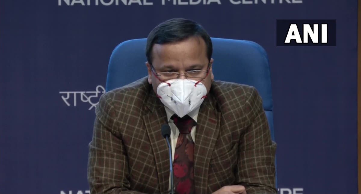 School Reopen Guidelines: स्कूल खुलने पर नो सोशल डिस्टेंसिंग, पढ़ें नयी गाइडलाइंस...