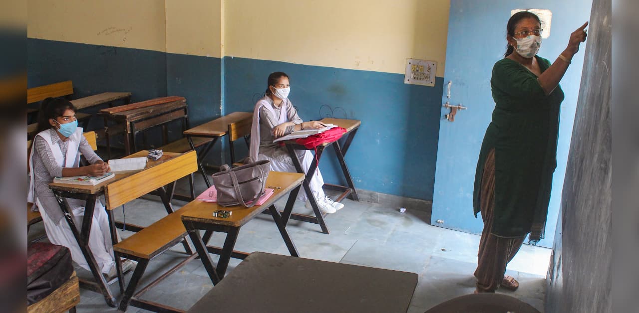 School Reopen News : 14 दिसंबर से इस राज्य में खुल जाएंगे स्कूल ! सरकार ने जारी किया गाइडलाइंस