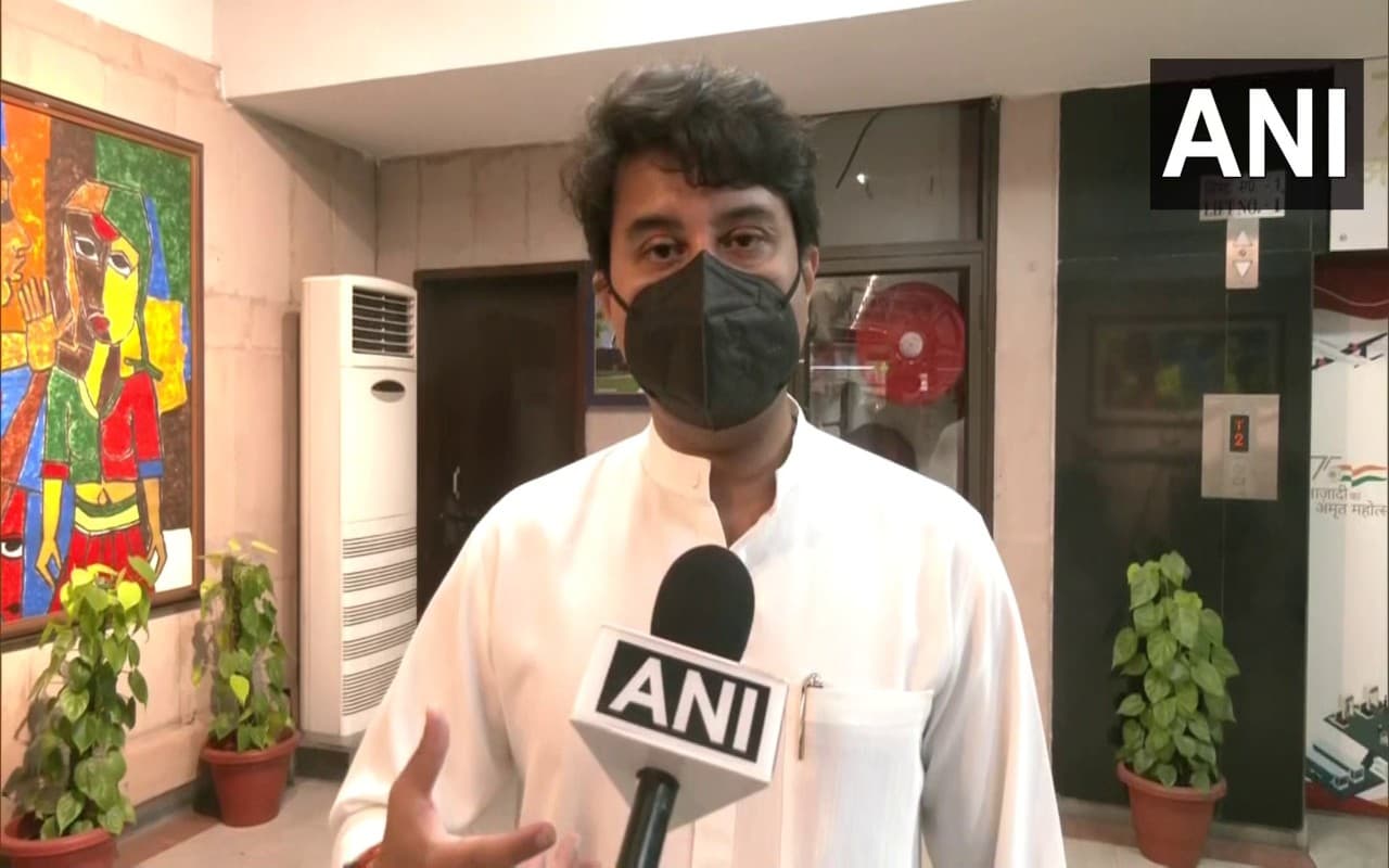 एयर इंडिया ने अमृतसर से इंग्लैंड के बीच शुरू की उड़ान सेवा, ज्योतिरादित्य सिंधिया ने की पीएम मोदी की प्रशंसा