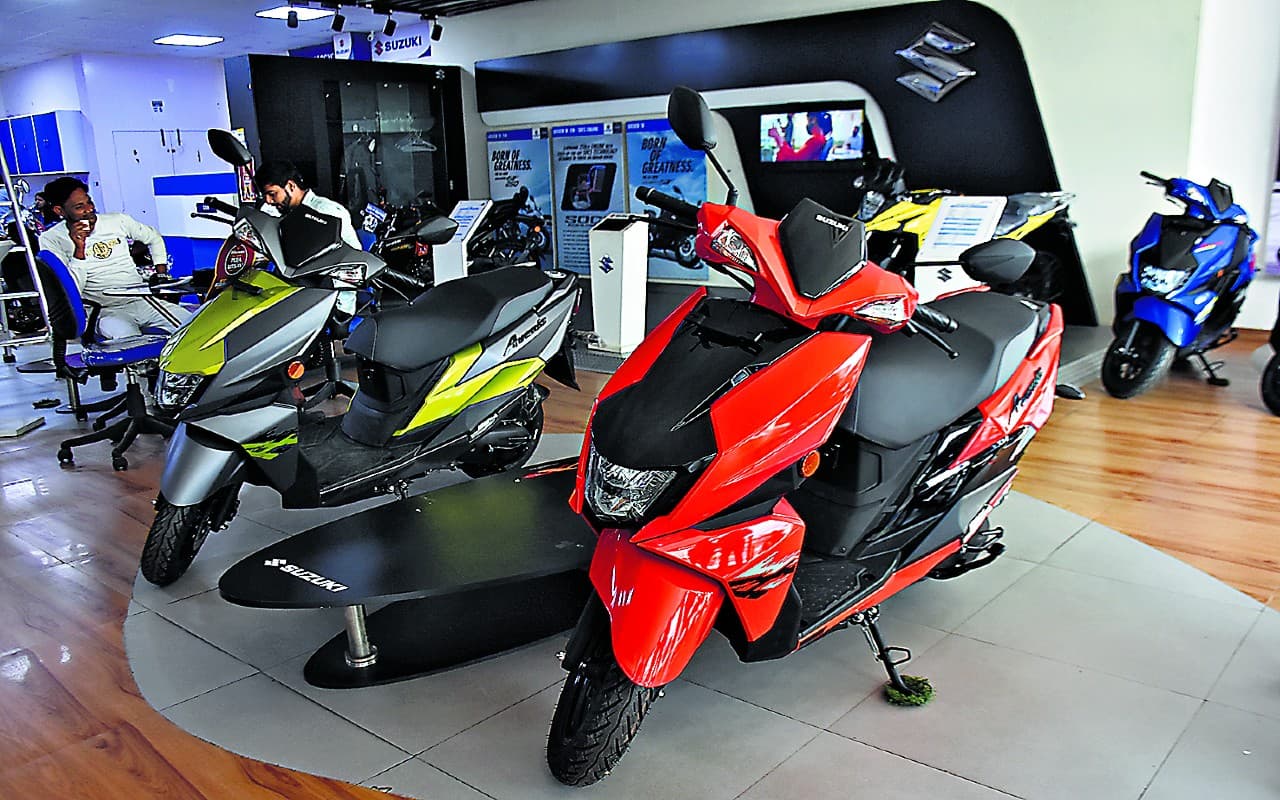 Dhanteras 2022: ग्राहकों को लुभाने के लिए तैयार हैं रांची की दोपहिया वाहन कंपनियां, मिल रहे आकर्षक ऑफर