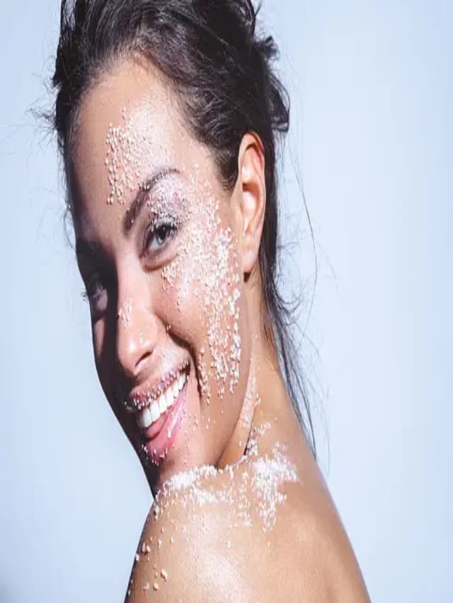 Beauty Tips : समन्दर में नहाकर नहीं, चेहरे पर नमक लगाकर भी आप लग सकती हैं नमकीन,जानिए ये ब्यूटी टिप्स