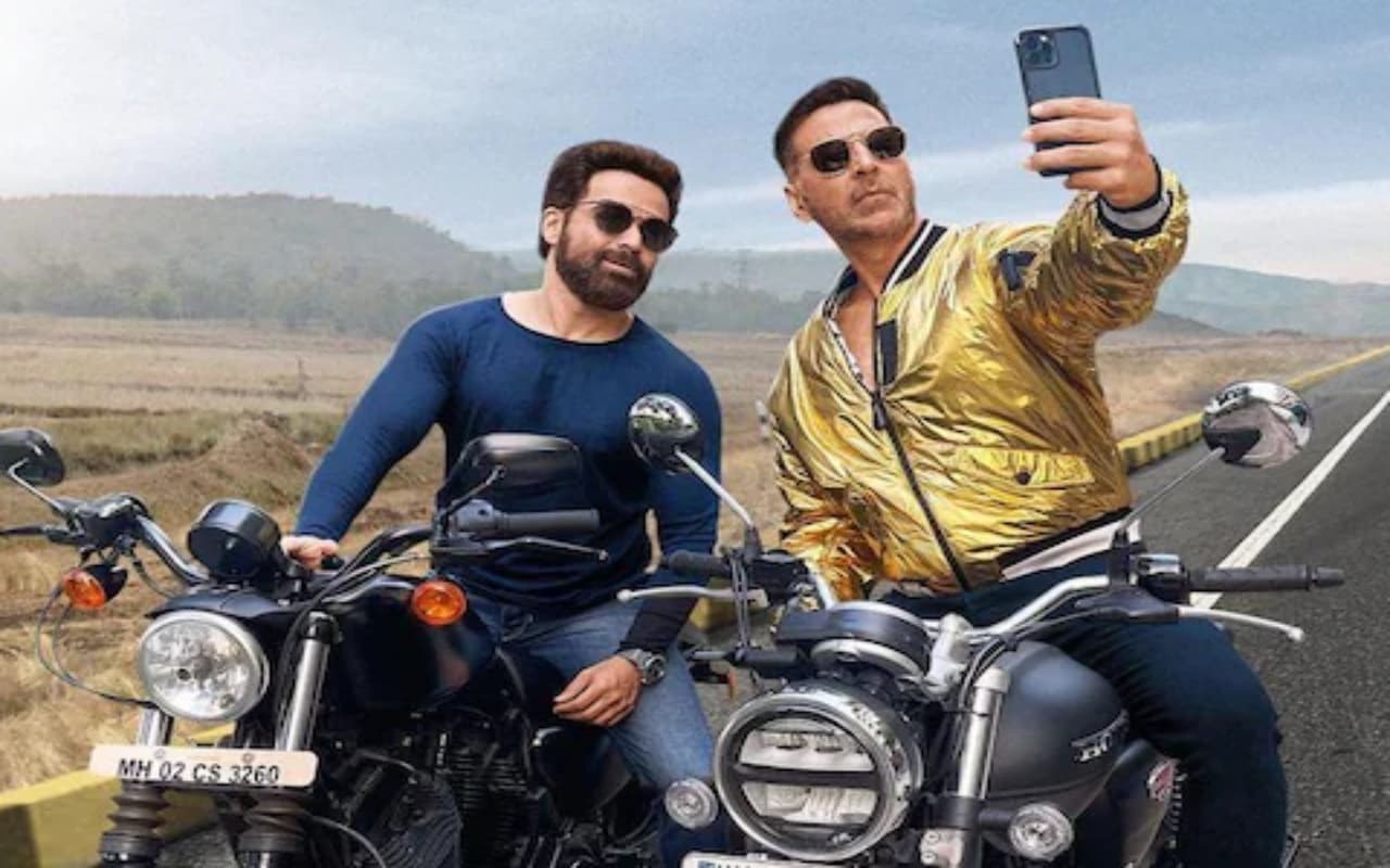 Selfiee: 2000 स्क्रीन पर रिलीज होगी अक्षय कुमार की सेल्फी, पहले दिन इतने करोड़ का कर सकती है बिजनेस