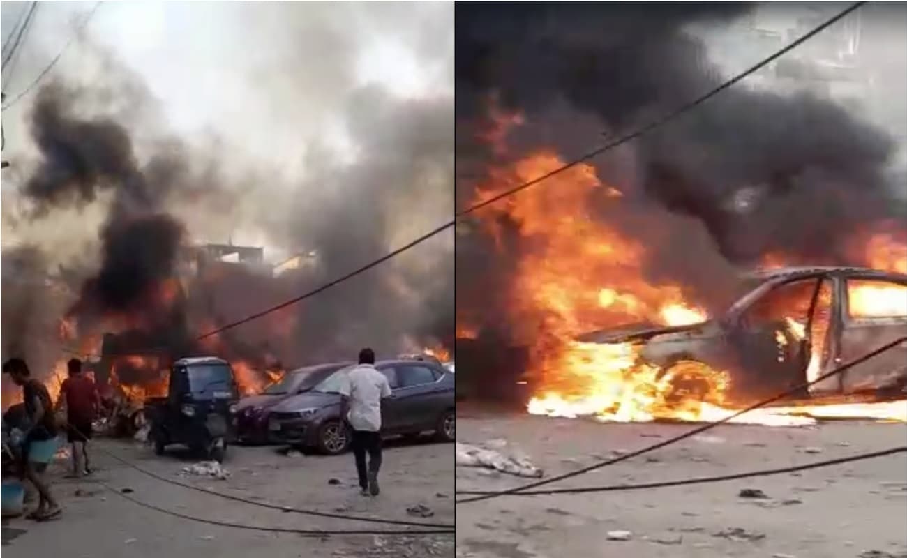 Photos: पटना में फेंका जलती हुई सिगरेट का टुकड़ा, तीन दुकानें, चार कार और ऑफिस जल कर खाक