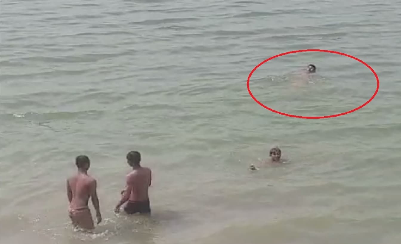 पटना में गंगा स्नान के दौरान डूबे चार युवक, एसडीआरएफ की टीमें तलाश में जुटी, लेकिन नहीं चला पता
