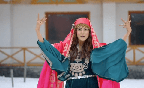 शहनाज गिल ने प्रीति जिंटा के गाने ‘बुमरो-बुमरो’ पर किया जबरदस्त डांस, दिल थाम कर देखिए एक्ट्रेस का ये वायरल VIDEO