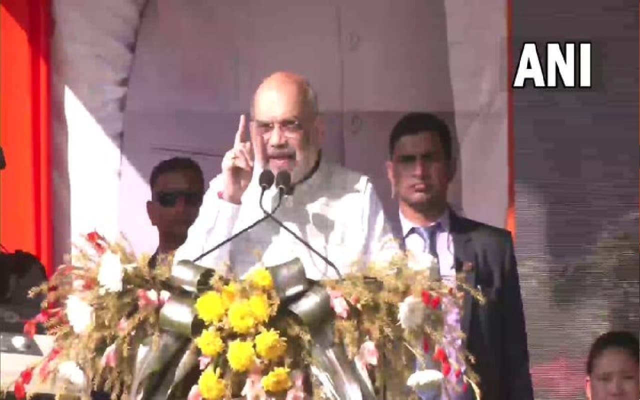 कांग्रेस देश से, कम्युनिस्ट दुनिया से बाहर.. त्रिपुरा रैली में गरजे शाह, कहा- BJP ने किया चहुंमुखी विकास