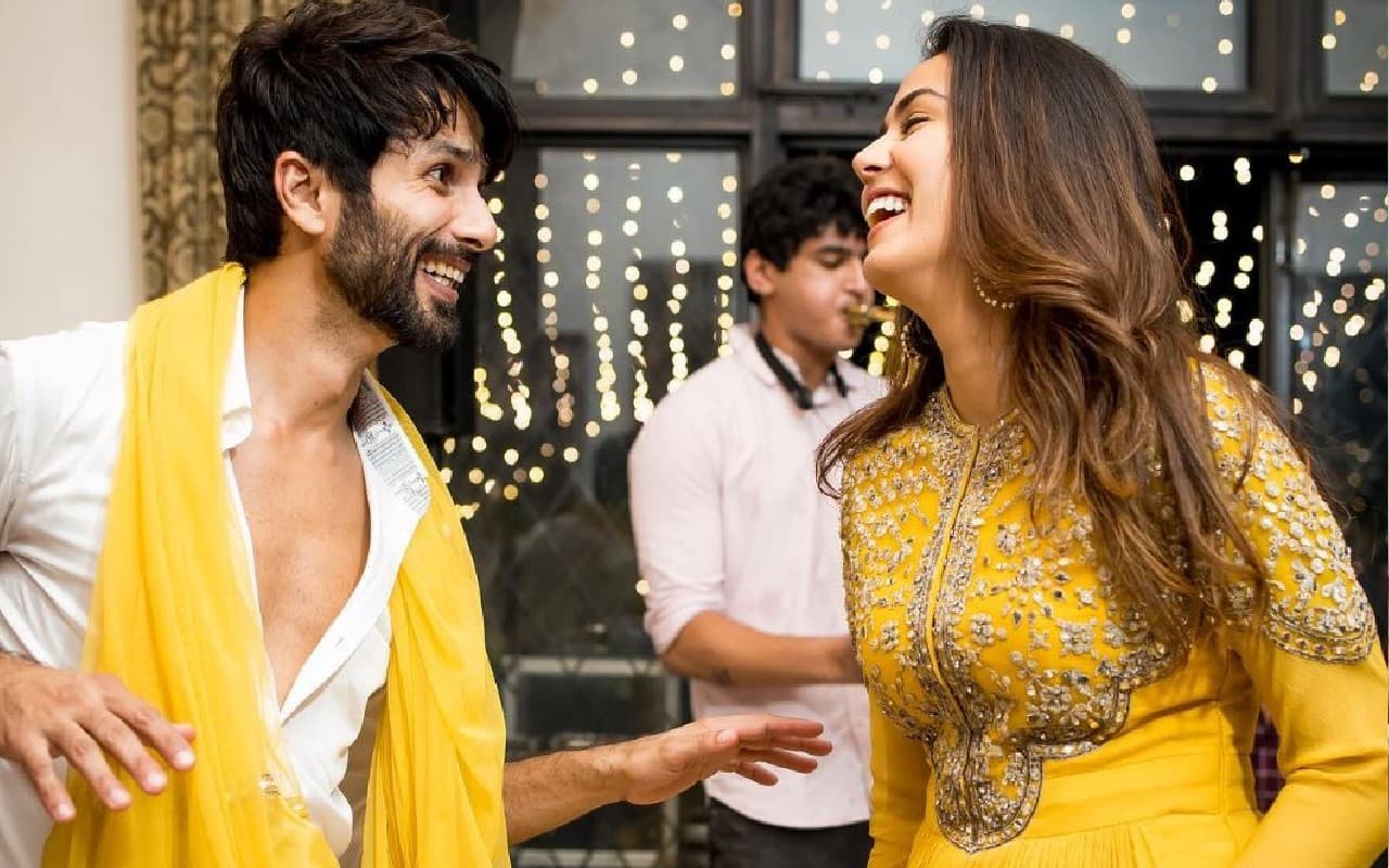 शाहिद कपूर और मीरा राजपूत नये घर में हुए शिफ्ट, इतनी है सी-फेसिंग प्रॉपर्टी की कीमत