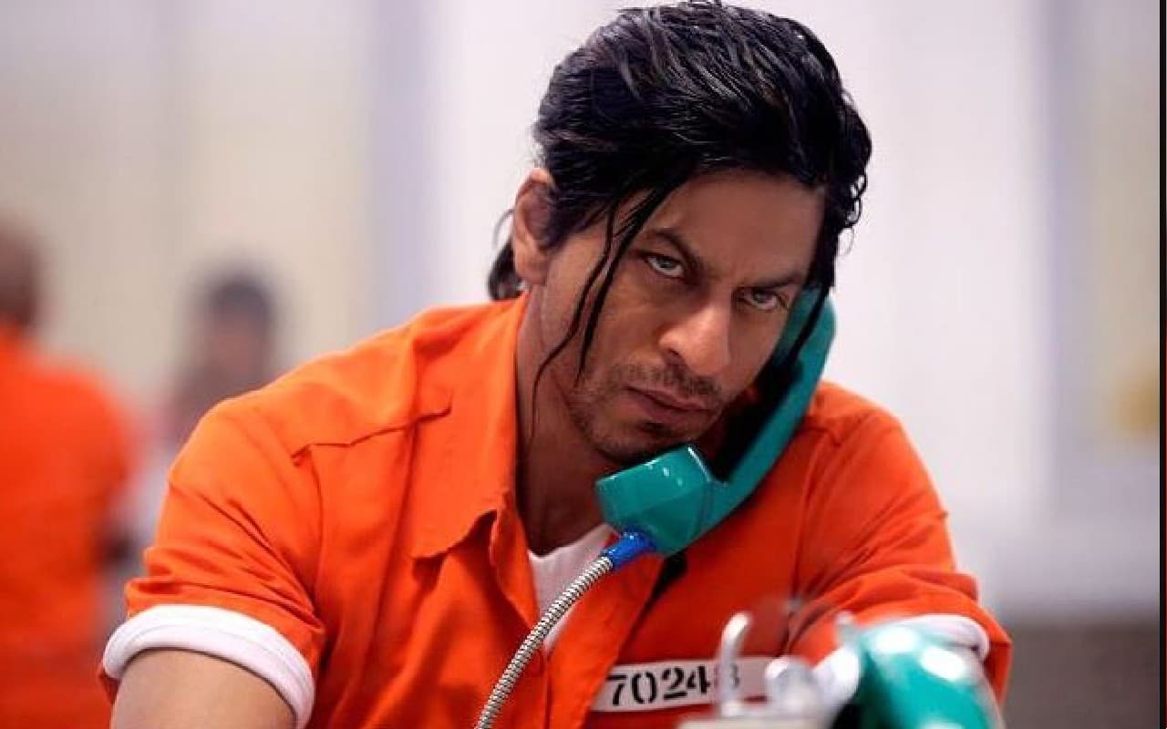 शाहरुख खान के हमशक्ल इब्राहिम ने साझा किया दिलचस्प किस्सा,भीड़ ने फाड़ दी थी टी-शर्ट,बुलानी पड़ी थी पुलिस