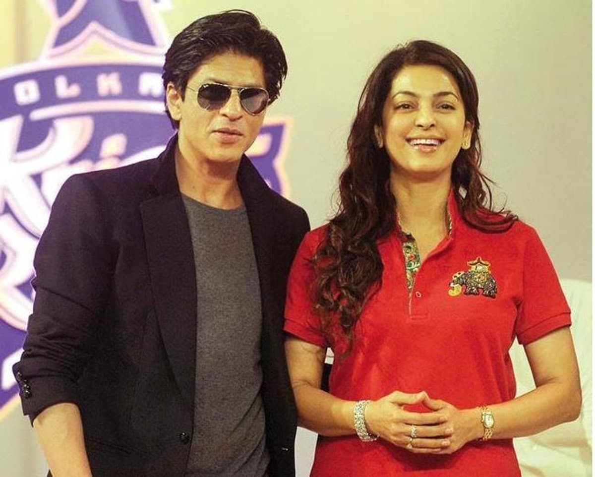 Shah Rukh Khan hospitalised