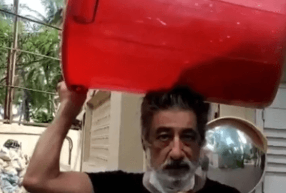 सिर पर ड्रम रखकर शराब खरीदने निकले शक्ति कपूर, आपने देखा क्या ये फनी वीडियो?