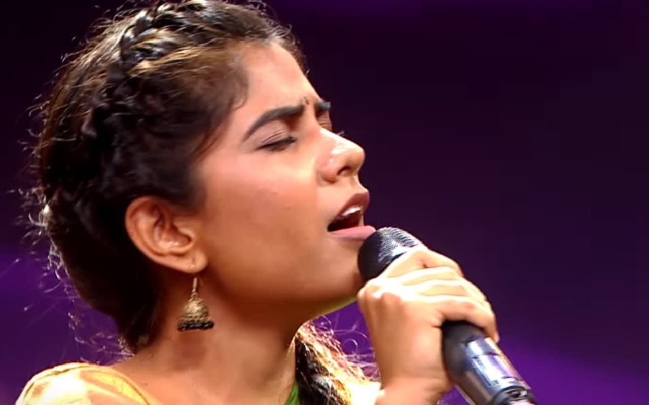 SaReGaMaPa 2023:झारखंड के रामगढ़ की शालिनी दुबे की आवाज पर फिदा हुए हिमेश रेशमिया,यकीन ना हो ता देखें ये VIDEO