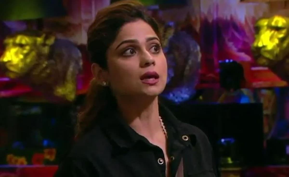 Bigg Boss OTT: राकेश बापट की इस 'हरकत' से नाराज हुईं शमिता शेट्टी, बोलीं मैं तुम्हारी गर्लफ्रेंड नहीं...VIDEO