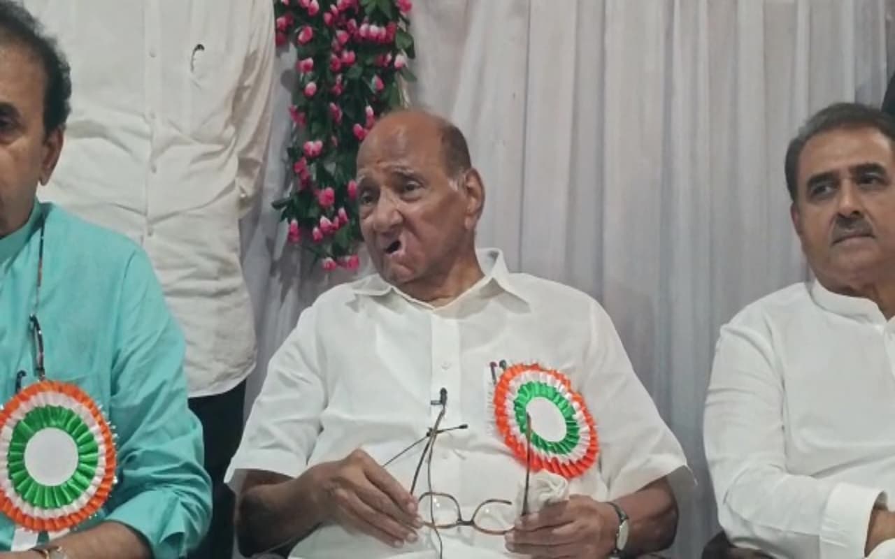 अजित पवार पर NCP चीफ शरद पवार का बड़ा बयान, बोले- अगर कोई पार्टी से अलग होगा तो यह उसकी रणनीति