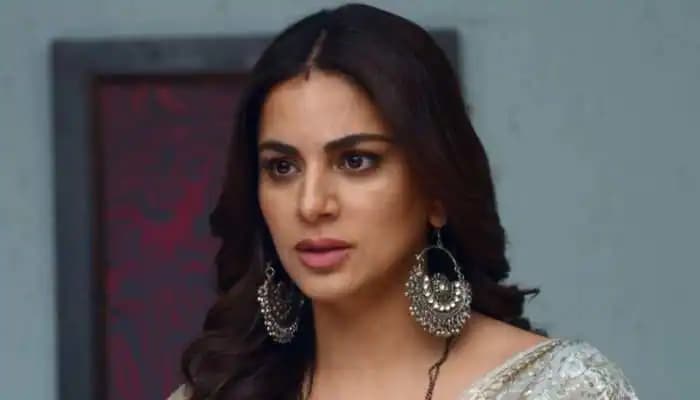 Kundali Bhagya Upcoming Episode : लूथरा हाउस में इस शख्स की इंट्री, महेश ने अपने साथ हुए हादसे का किया खुलासा