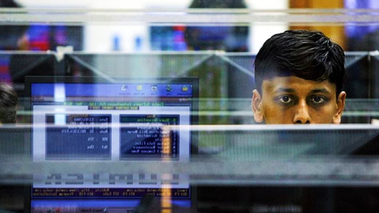 Share Market: TCS, Bajaj Fin, RateGain, ONGC, Dabur, Paytm बाजार में आज दिखाएंगे रंग, अभी तैयार कर लें लिस्ट