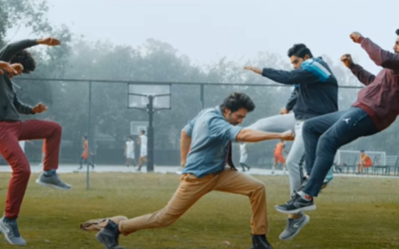 Shehzada First Look: 'शहजादा' का फर्स्ट लुक हुआ जारी, गुंडों की जमकर धुलाई करते दिखे कार्तिक आर्यन, VIDEO