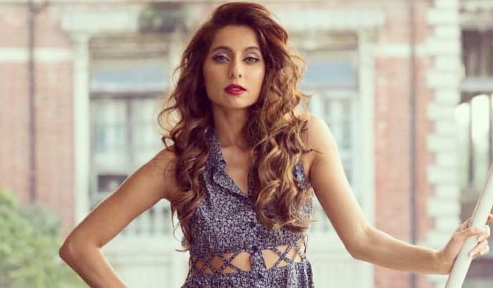 तो क्या शिबानी दांडेकर और अनुषा ने डिलीट किये रिया चक्रवर्ती के सपोर्ट वाली पोस्ट्स? जानिए क्या है सच्चाई