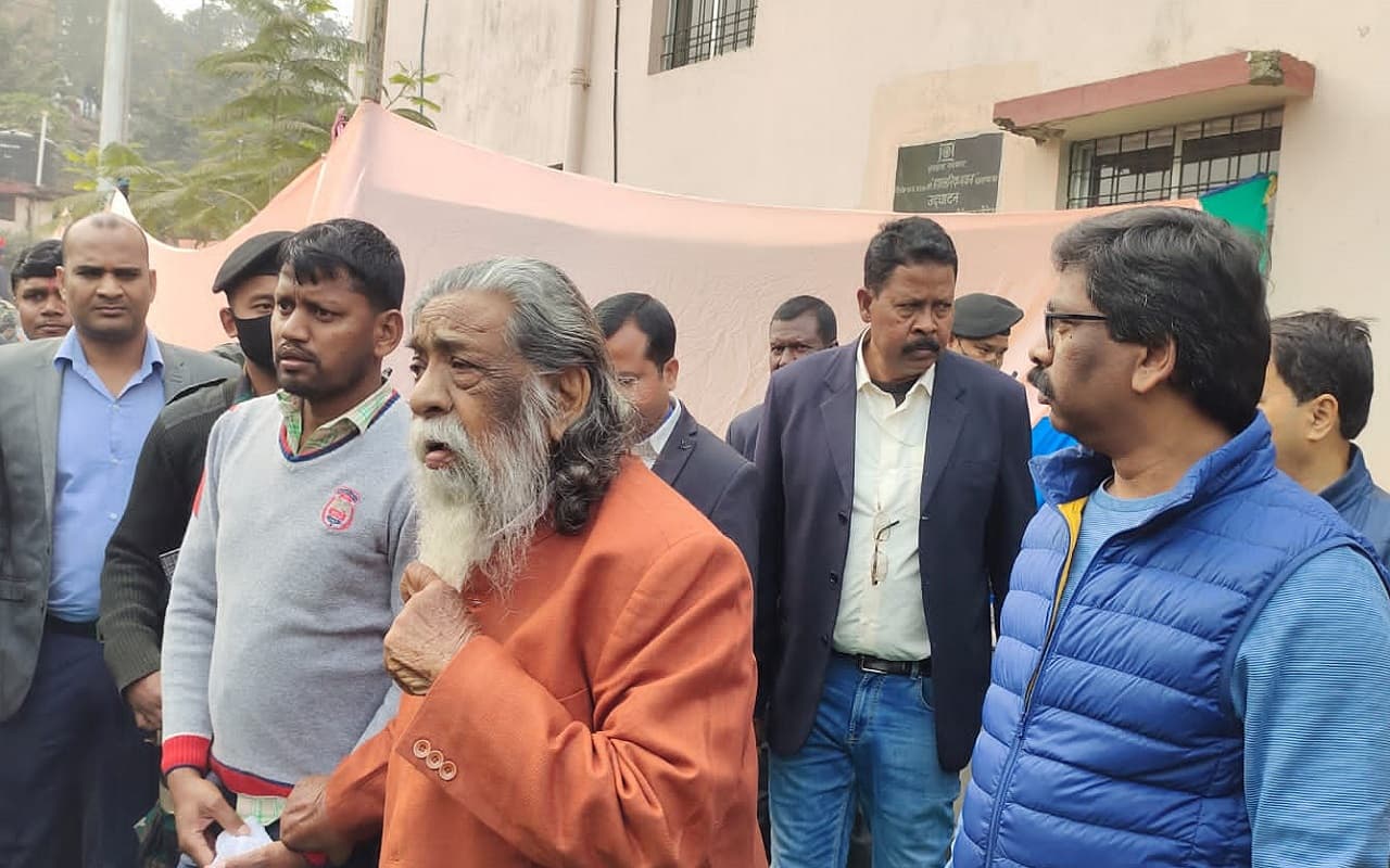 Shibu Soren Birthday: महाजनी प्रथा के खिलाफ संताल समाज को एकजुट कर गुरुजी ने फूंका था झारखंड आंदोलन का बिगुल