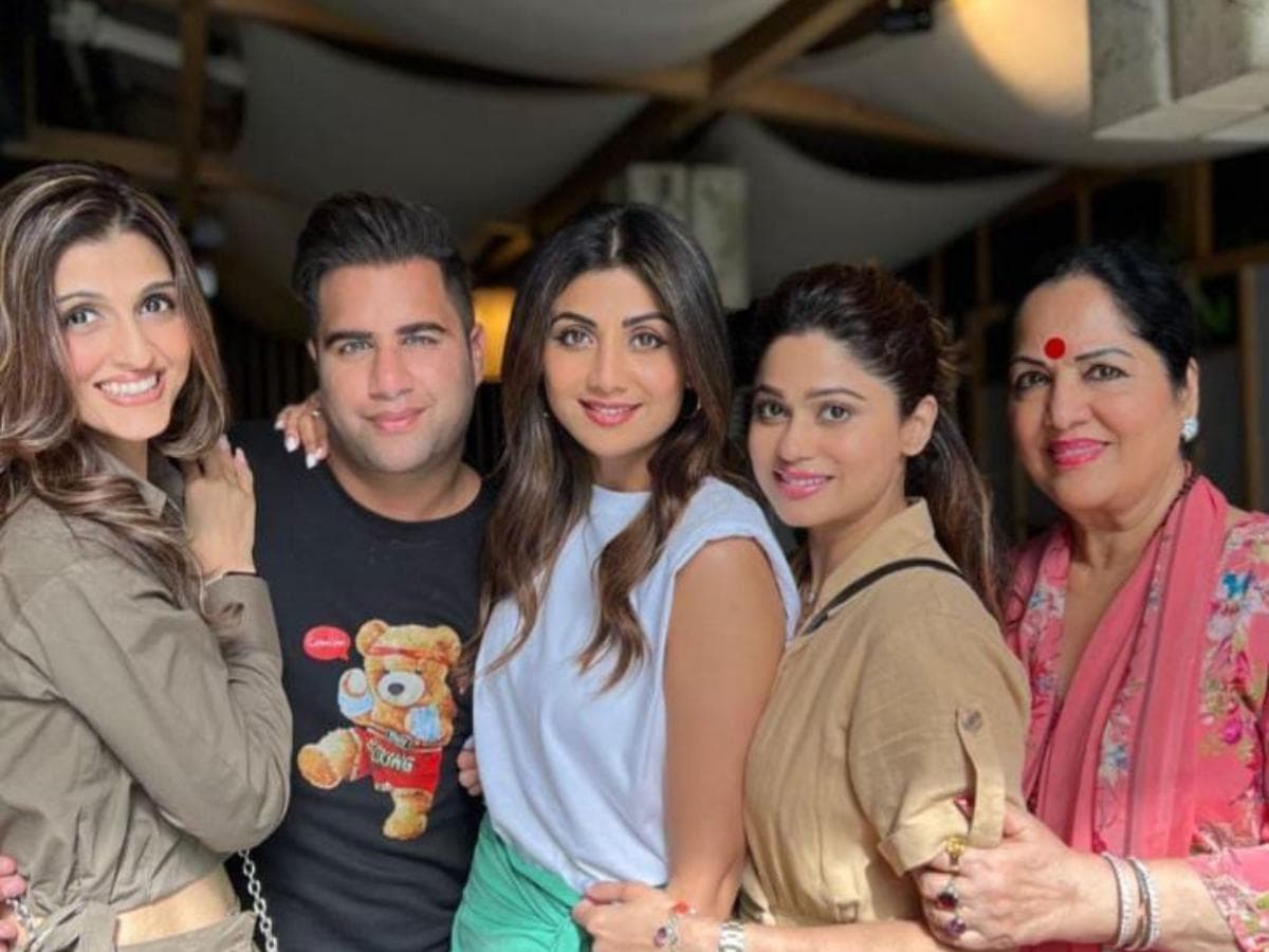 शिल्पा शेट्टी ने इन खास लोगों के साथ एंजॉय किया लंच डेट,साथ में दिखा खतरों के खिलाड़ी 12 का ये कंटेस्टेंट