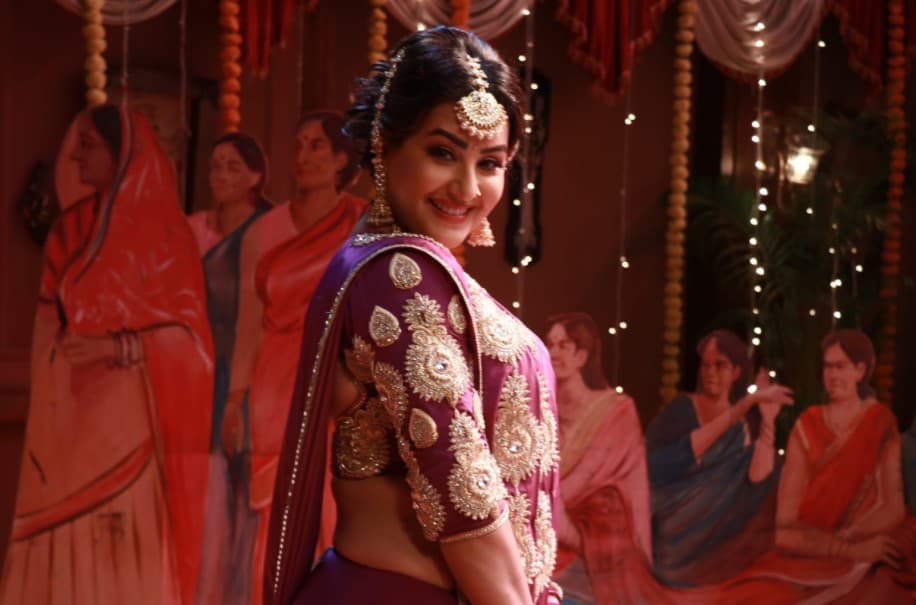 Paurashpur में शिल्पा शिंदे का नया अवतार, रानी मीरावती और ‘ट्रांसजेंडर’ मिलिंद सोमन देंगे पुरुष सत्ता को चैलेंज