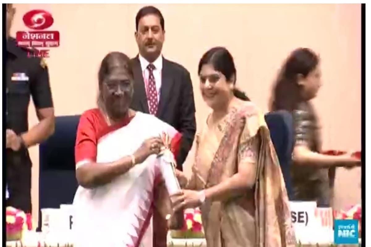 Teacher's day 2022:राष्ट्रपति से राष्ट्रीय शिक्षक पुरस्कार मिलने के बाद क्या बोलीं शिक्षिका शिप्रा मिश्रा