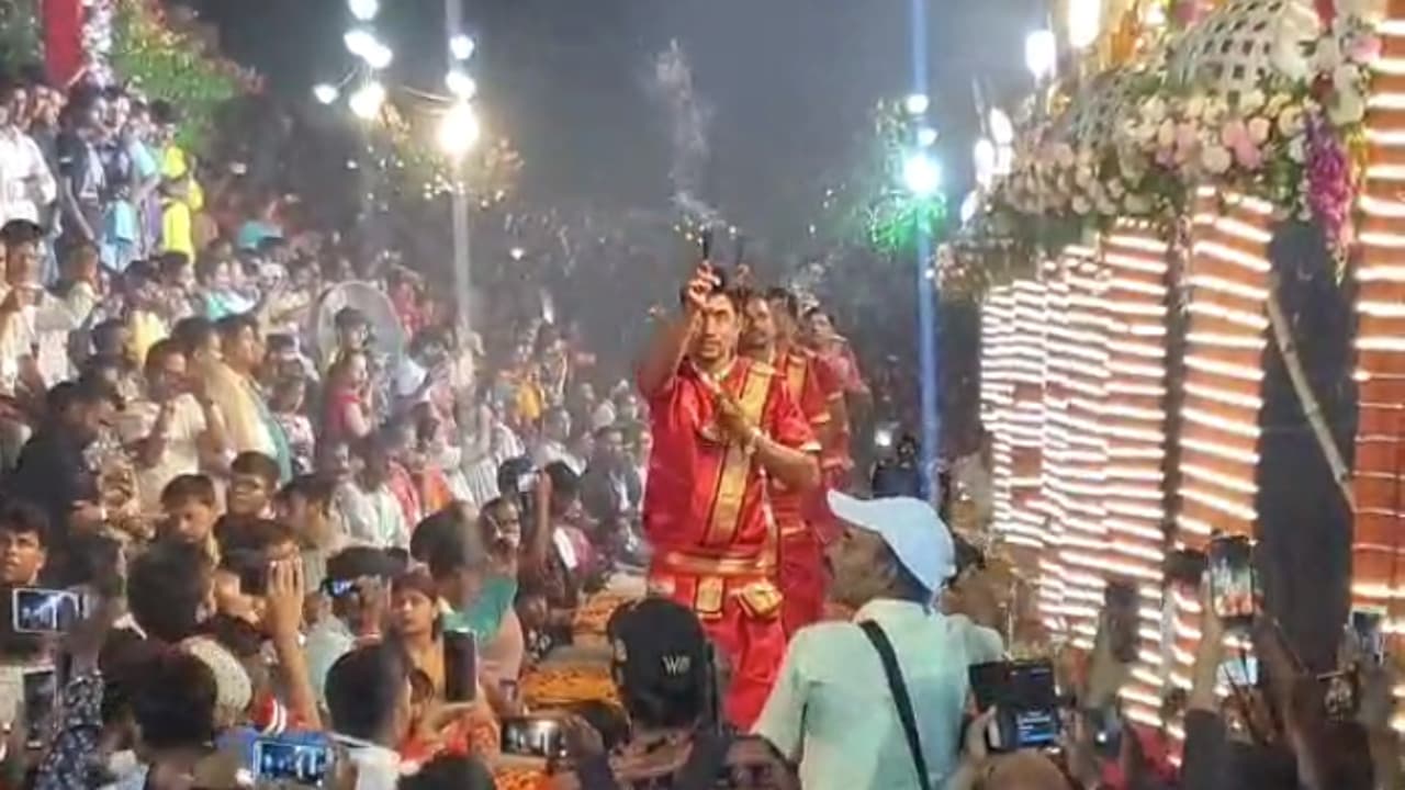 Sawan 2022, Shravani Mela 2022: धनबाद में पहली बार शिव महाआरती में उमड़ा जनसैलाब,हर-हर गंगे से हुआ गुलजार