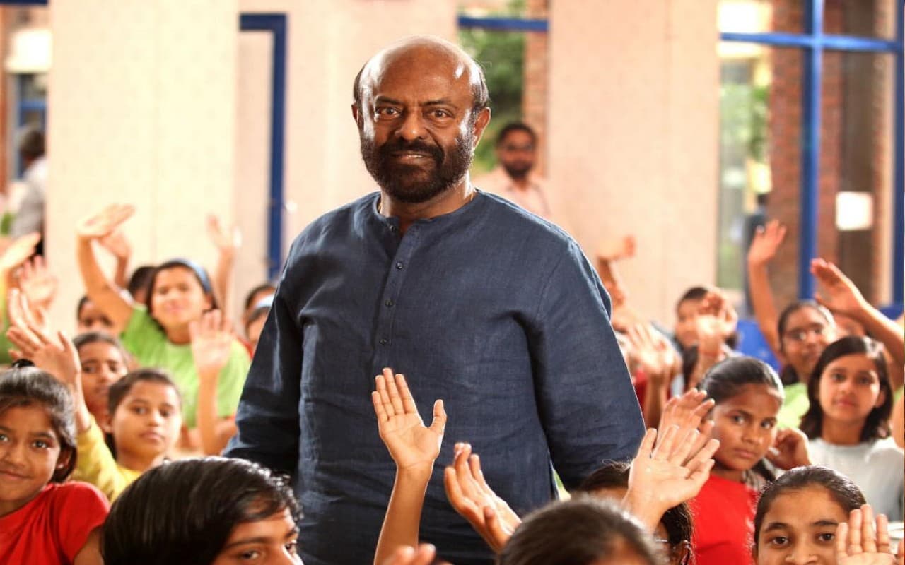 HCL के फाउंडर शिव नादर ने देश के सबसे अमीर गौतम अडानी को पछाड़ा, बने भारत के सबसे बड़े दानवीर