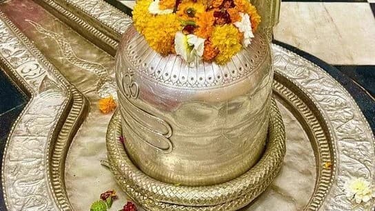 सावन में घर बैठे यहां करें ज्योतिर्लिंग के दर्शन, पूरी होंगी मनोकामनाएं, जानें क्या है पौराणिक महत्व