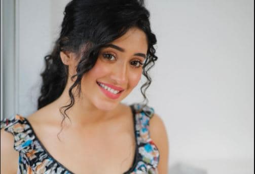 Shivangi Joshi को जब सेट पर सुनने पड़े थे ताने, 'ये रिश्‍ता क्‍या कहलाता है' की सीरत की ऐसी है पर्सनल लाइफ