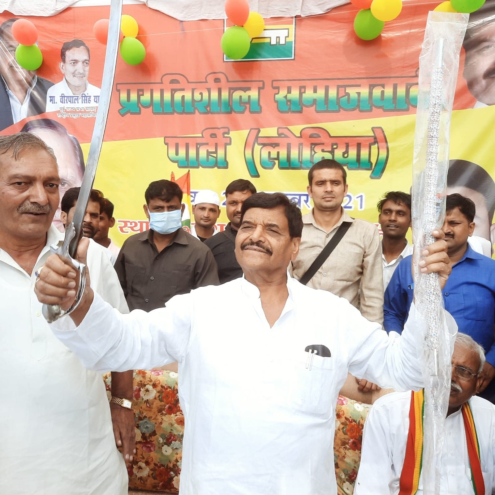 UP: शिवपाल बोले- OBC आरक्षण खत्म करना चाह रही सरकार, राहुल गांधी ने किया अच्छा काम, मायावती पर कटाक्ष...