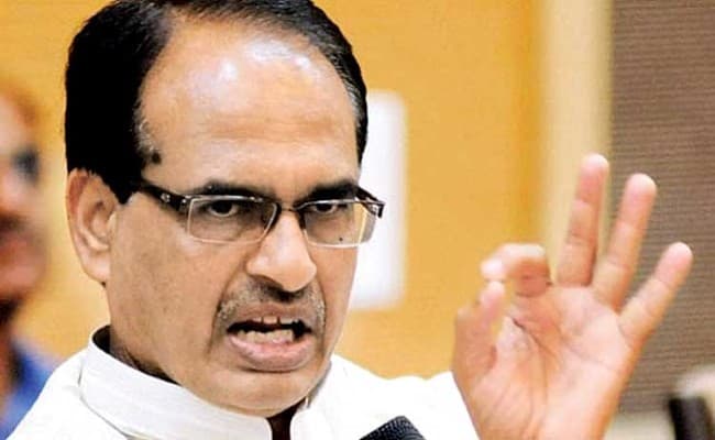 Coronavirus : मेडिकल स्टाफ पर हमले से शिवराज नाराज, कहा-आरोपियों के खिलाफ होगी सख्त कार्रवाई