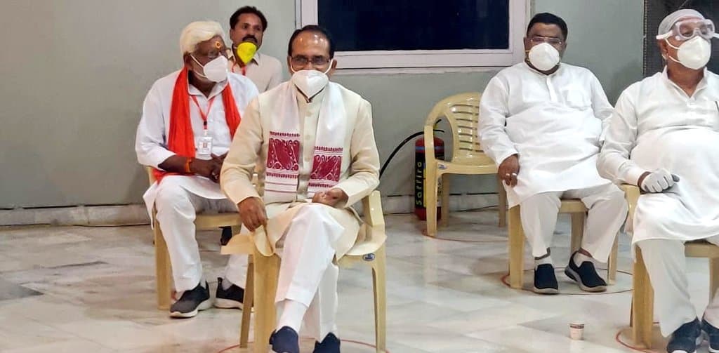 शिवराज मंत्रिमंडल विस्तार की अटकलें तेज, आनंदी बेन के कार्यवाहक राज्यपाल बनने के बाद चर्चाओं का बाजार गर्म