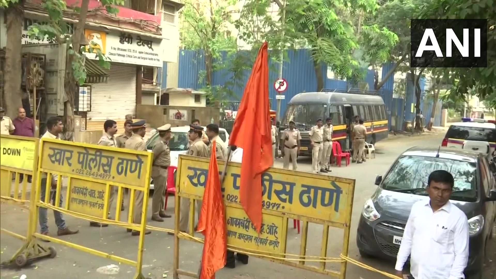 महाराष्ट्र में ‘हनुमान चालीसा' पर जमकर बवाल, बोलीं नवनीत राणा- 'मातोश्री जाने से कोई नहीं रोक सकता'