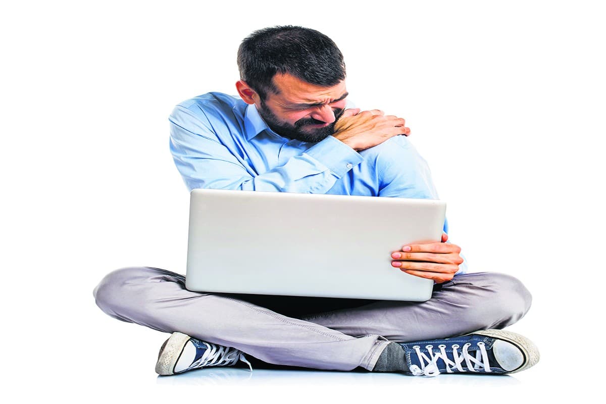 Healthy Life: फ्रोजन शोल्डर कंधे के साथ आपका मूवमेंट भी न कर दे जाम, जानें कैसे पाएं इससे छुटकारा