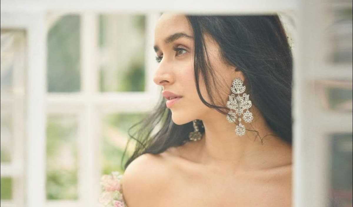 श्रद्धा कपूर ने रोहन श्रेष्ठ के लिए कराया फोटोशूट, दोनों स्टार्स के अफेयर की है चर्चा