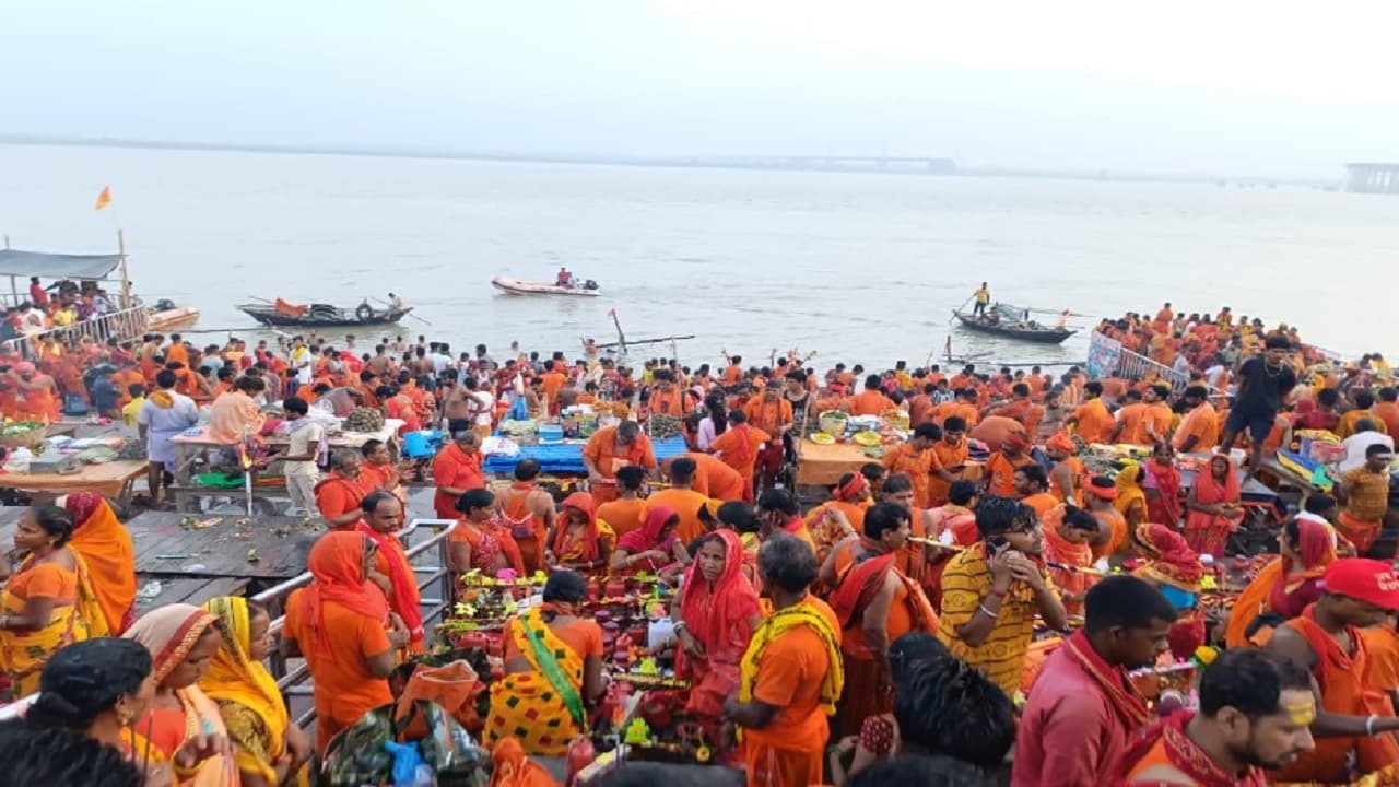 श्रावणी मेला 2023: सावन की दूसरी सोमवारी पर शिवभक्तों से पटा सुल्तानगंज, देवघर के लिए रवाना हुए कांवरिये