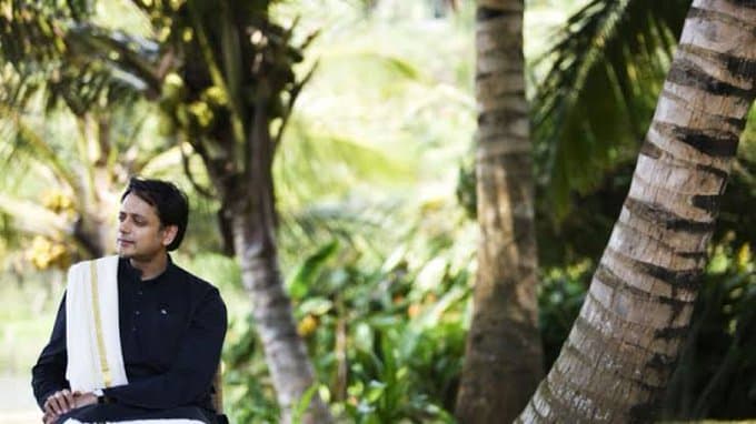 CO-WIN एप को शशि थरूर ने बताया शानदार, कहा-जब भी सरकार ने कुछ अच्छा किया मैंने तारीफ की