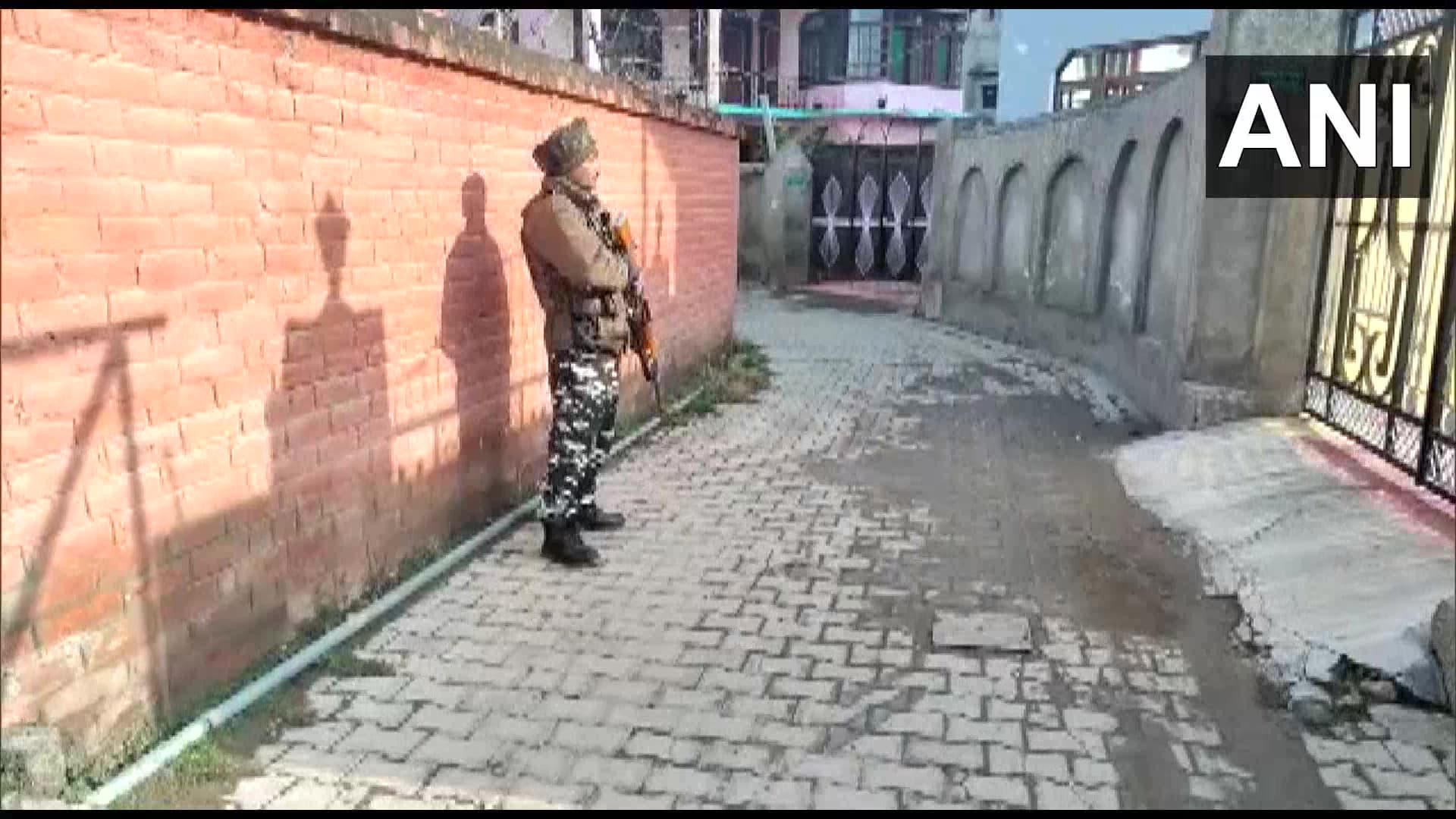 आतंकियों को फंडिंग के मामले में जम्मू-कश्मीर में बड़ी कार्रवाई, SIA ने मारे छापे