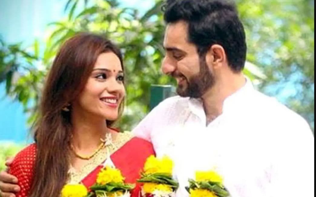 अनसीन फोटो में सिद्धार्थ शुक्ला का हाथ थामे दिखी शहनाज गिल,बर्थडे पर सना का छलका दर्द, बोली-एक दिन मैं...