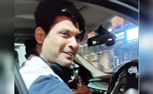 शहनाज गिल के बारे में पूछने पर 'बिग बॉस' फेम सिद्धार्थ शुक्ला ने दिया ऐसा जवाब ,खूब देखा जा रहा है ये VIDEO, आप भी देखें