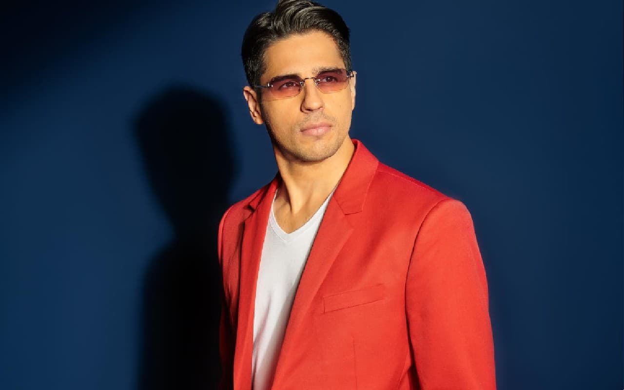 Sidharth Malhotra: 'कियारा से सिद्धार्थ मल्होत्रा की जान खतरे में', फेक न्यूज फैला फैन को ठगा, एक्टर ने किया आगाह