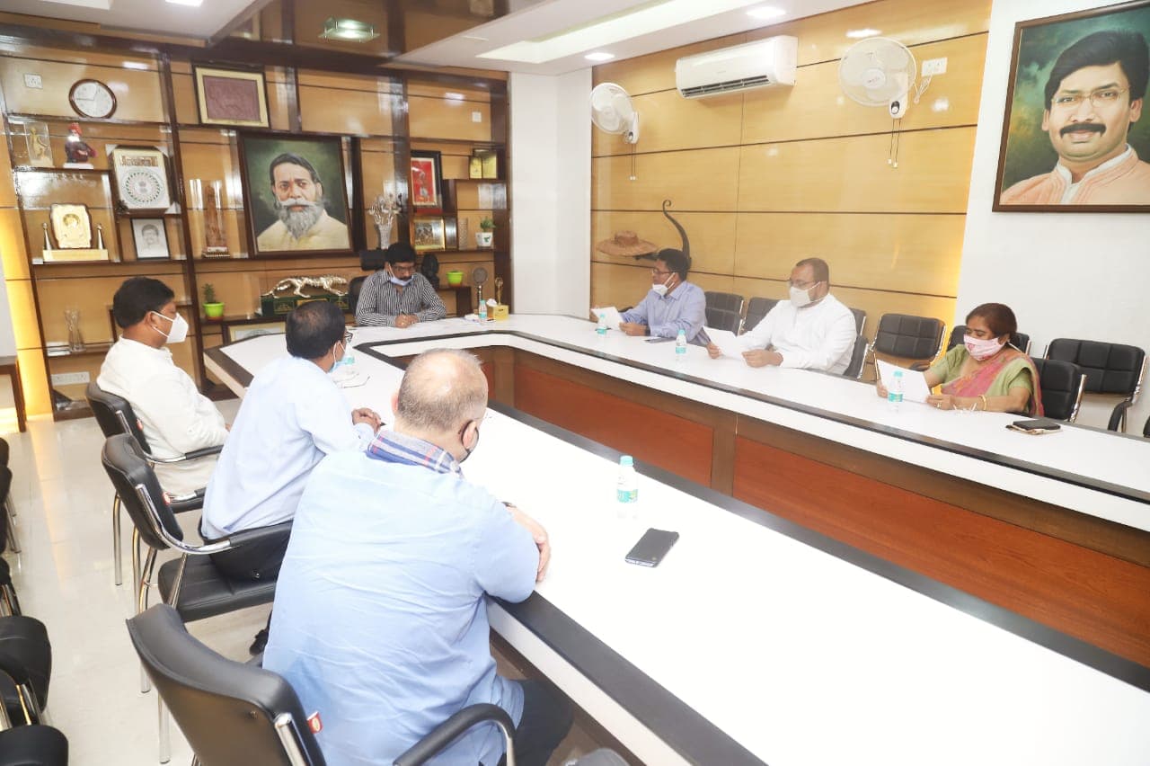 Jharkhand News :  मुख्यमंत्री हेमंत सोरेन से स्कूलों के प्रधानाध्यापकों ने कही ये बात