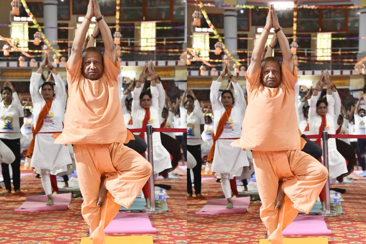 International Yoga Day: अंतरराष्ट्रीय योग दिवस आज, सीएम योगी आदित्यनाथ ने किए योगासन, देखें Photos