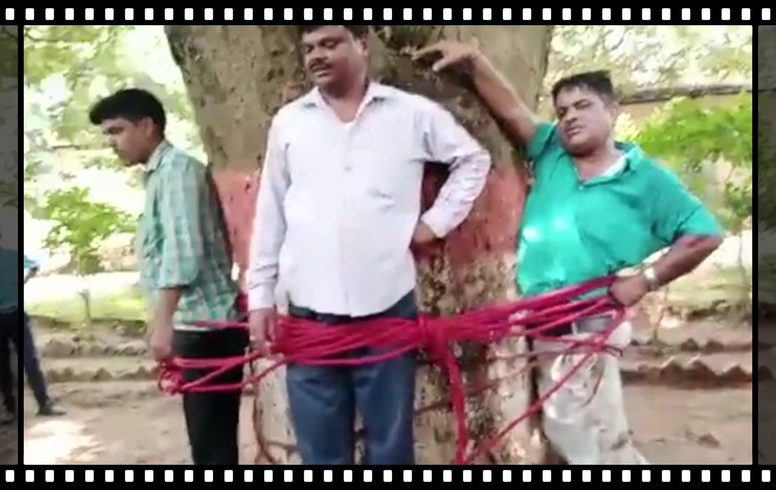 दुमका में शिक्षक और लिपिक को पेड़ से बांधकर पिटाई करने के मामले में आया अपडेट, जानिए पूरी बात