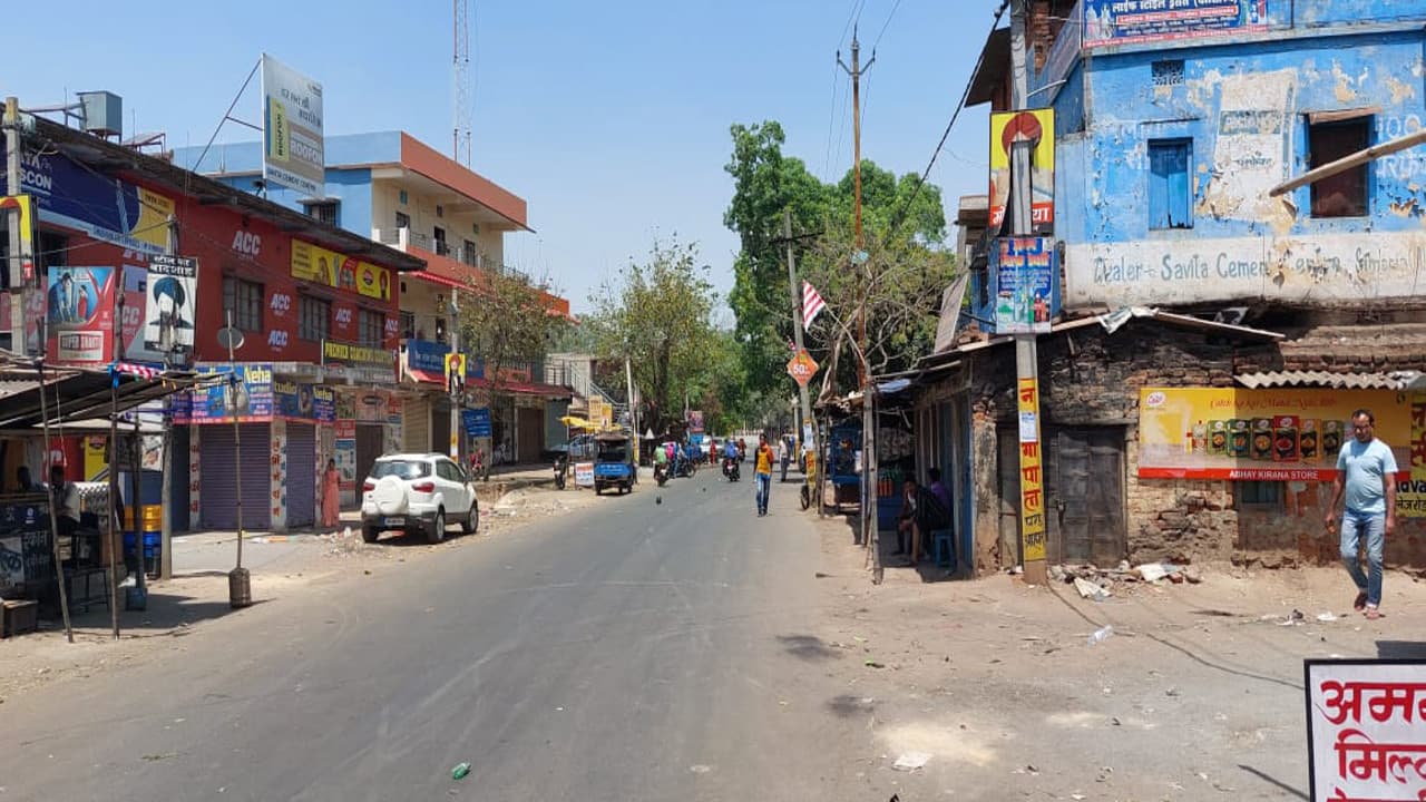 Odisha News: संबलपुर में हिंसा प्रभावित छह थाना क्षेत्रों में से दो से कर्फ्यू हटाया