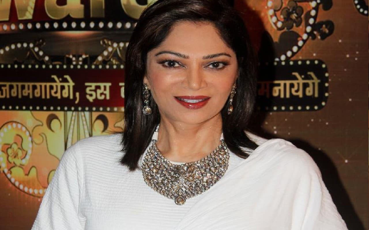 Simi Garewal Birthday: आखिर क्यों व्हाइट कपड़े ही पहनती हैं दिग्गज एक्ट्रेस सिमी ग्रेवाल, जानिए ये राज