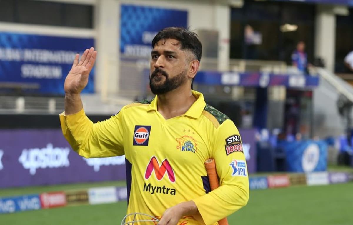 MS Dhoni की अवमानना याचिका पर हाई कोर्ट ने IPS संपत को पेश होने का दिया आदेश, 100 करोड़ हर्जाने की मांग MS Dhoni की अवमानना याचिका पर हाई कोर्ट ने IPS संपत को पेश होने का दिया आदेश, 100 करोड़ हर्जाने की मांग