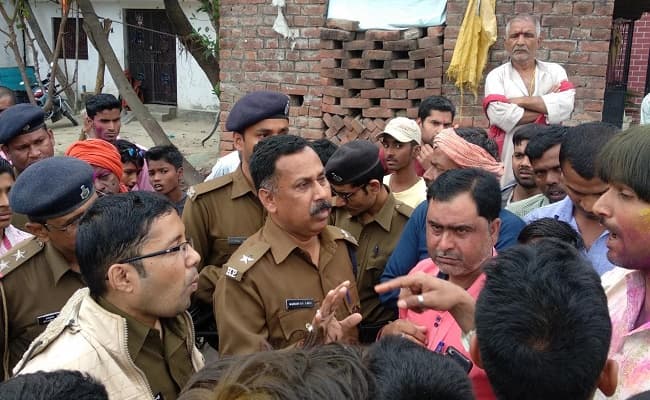 गाजियाबाद में बाइक सवार बदमाशों ने गनपॉइंट पर पशु व्यापारी से 23 लाख लूटे, दिनदहाड़े वारदात से दहशत
