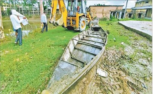Bihar Flood Update: सीतामढ़ी में तटबंधों की हालत चिंताजनक, मानसून करीब होते ही लोगों के अंदर बढ़ा खौफ