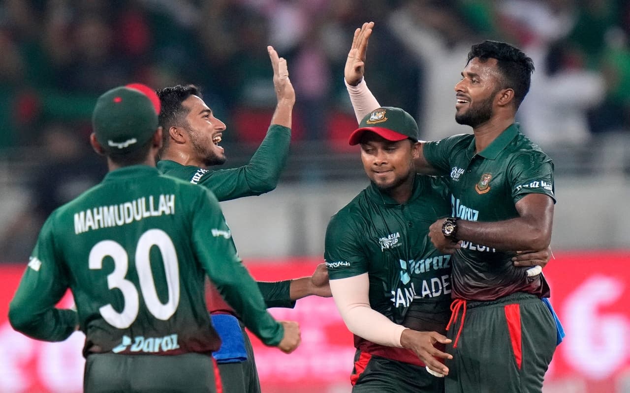 दिल्ली में प्रदूषण के साये के बीच श्रीलंका और बांग्लादेश मैच आज